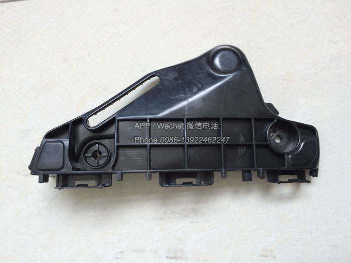 52115-0K110,Toyota Hilux Bumper Support,52115-0K120